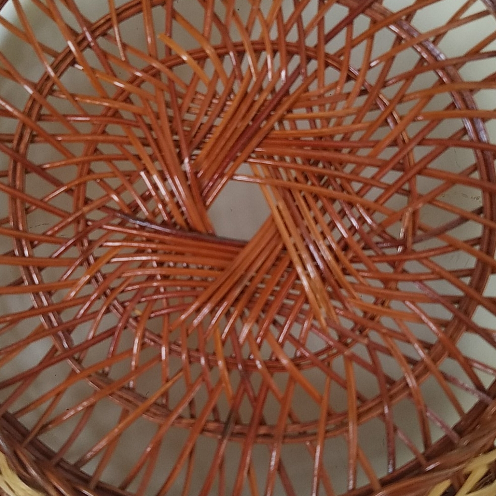 Boho woven basket wall decor - Picture 3 of 4